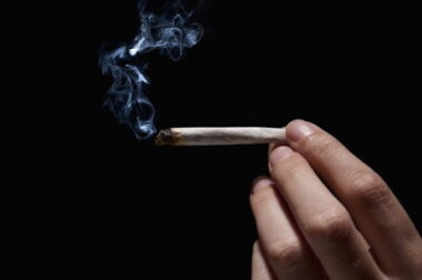 Gdzie można legalnie palić marihuanę?