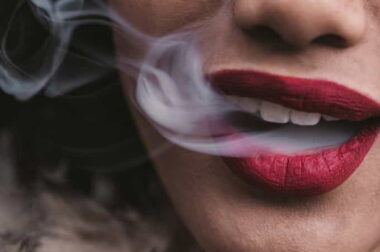Wpływ palenia marihuany na zęby – uśmiech palacza