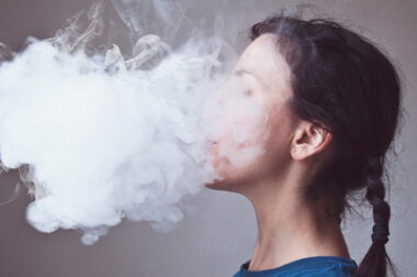 Co to jest sploof? Gadżet dla palących zioło w domu