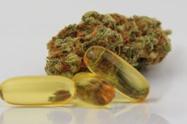 Melatonina i marihuana – bezpieczne połączenie na sen?